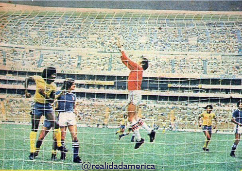 foto 03 historia clasico joven