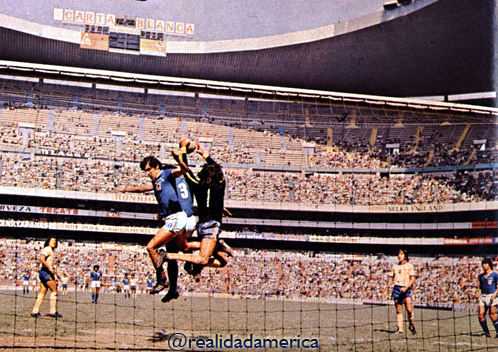 foto 09 historia clasico joven