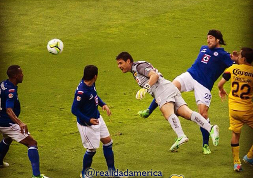 foto 10 historia clasico joven