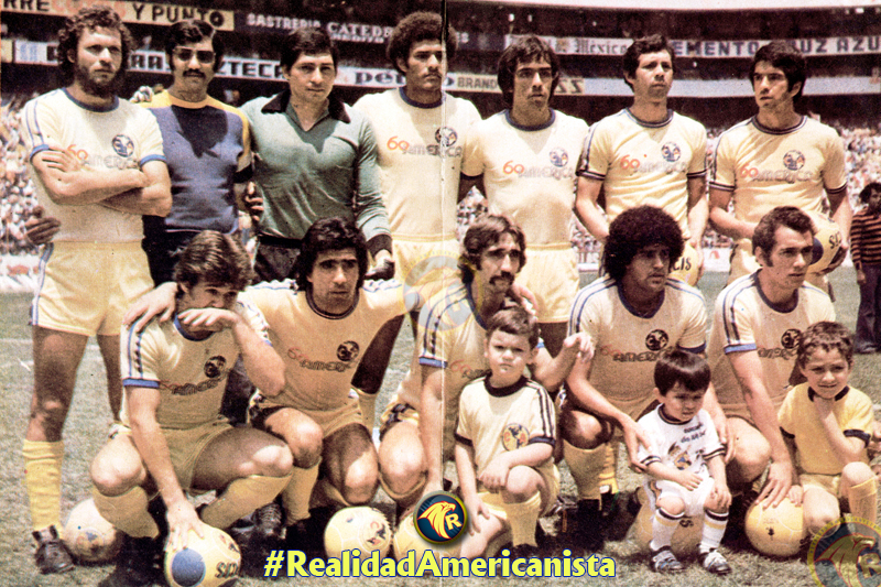 Luiz Alberto da Costa 'Luizinho', jugador del Club América de 1976-77 a 1978-79. Atrás: De la Torre, Castrejón, Rergis, Chocolate García, Sánchez Galindo Trujillo. Adelante: Aceves, Reinoso, Palillo Martínez, Luizinho, Kiese 14 luiz alberto da costa luizinho club america 77 78