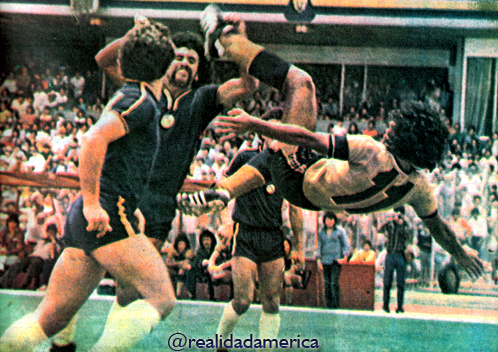 foto 06 historia rivalidad america pumas 79 80